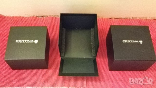 Реклама на часовници CERTINA и кутия за часовник CERTINA. , снимка 13 - Други - 40027920
