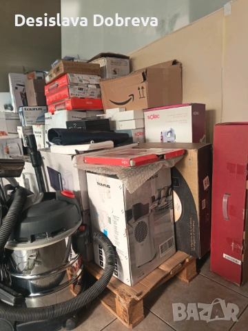 Палет с работещи електроуреди