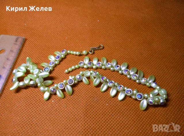 СТАРО ПЕРЛЕН Тип РЕТРО КОЛИЕ с ЦВЕТЕН БОХЕМСКИ КРИСТАЛ 56789, снимка 2 - Антикварни и старинни предмети - 47307471