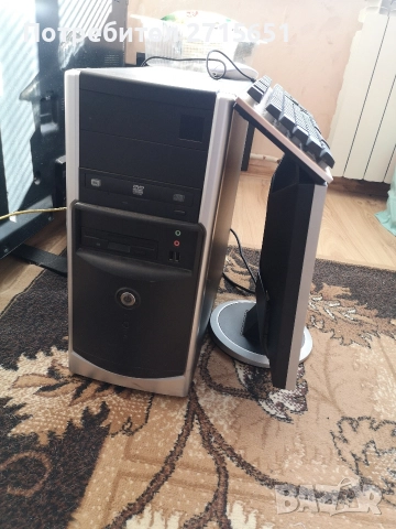 настолен компютър комплект, снимка 2 - Работни компютри - 52947237