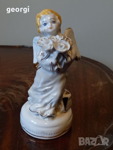 Порцеланова фигурка ангел 