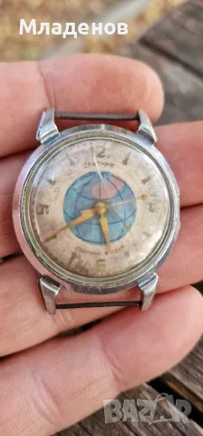 Часовник Спутник .