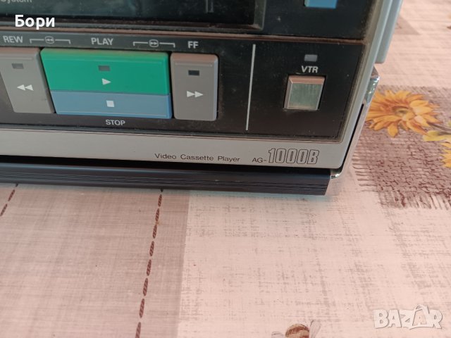 Panasonic AG-1000B Видео, снимка 5 - Плейъри, домашно кино, прожектори - 42466621