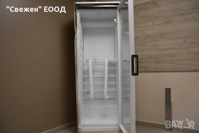 Професионална хладилна витрина Whirlpool ADN 203/2 320 литра, снимка 9 - Хладилници - 51166595