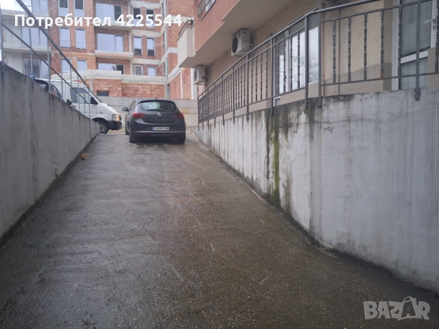 От собственик , снимка 4 - Гаражи и паркоместа - 54025243
