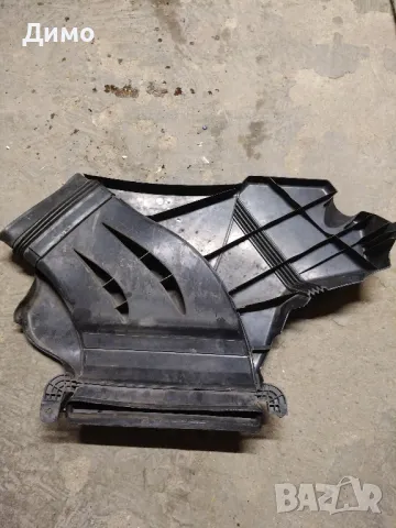 капак двигател Въздуховод bmw e46 318 143ks бмв е46 318 143кс, снимка 2 - Части - 49238709