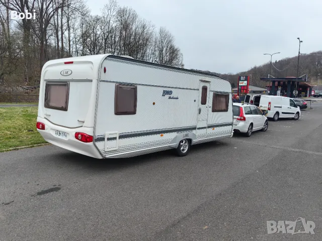 Каравана LMC Lord Ambassador , снимка 12 - Каравани и кемпери - 49931256