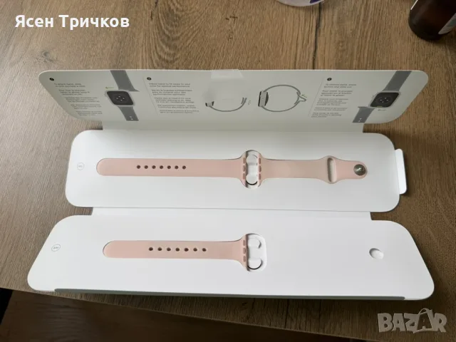 Apple Watch 6 40mm GPS rose gold, снимка 11 - Смарт часовници - 56453905