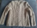 Ръчно плетен вълнен пуловер, снимка 3
