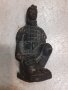 Стара китайска керамична статуетка-войник, снимка 1 - Колекции - 40167912