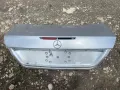 Заден капак от Mercedes E-class W211, снимка 2