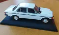  Ikarus 250,  Mercedes W123, Икарус DeAgosti легендарни автобуси автомобили, снимка 3