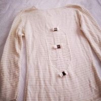 Бял пуловер, М размер, снимка 1 - Блузи с дълъг ръкав и пуловери - 30383069