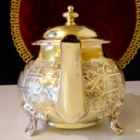 Марокански бронзов чайник,кана Royal Manchester, снимка 3 - Антикварни и старинни предмети - 39553445