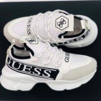 Дамски обувки Guess , снимка 1 - Дамски ежедневни обувки - 37965163