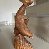 Дървен делфин статуетка, снимка 1 - Статуетки - 42719787