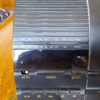 Старо радио,радиочасовник Кореком,Corecom, снимка 2 - Антикварни и старинни предмети - 37168349