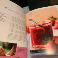Продавам нова лукзозно издание на  книга на немски за рецепти  на плодови сладки , снимка 4 - Други - 38815235