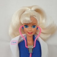 Ретро кукла Барби - Doctor Barbie 1995, снимка 4 - Кукли - 42176137