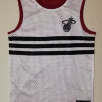 Adidas NBA Miami Heat оригинален двулицев потник ръст до 152см Адидас, снимка 1 - Детски тениски и потници - 34003939
