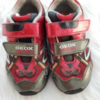 Светещи маратонки Geox №24 , снимка 4 - Детски маратонки - 29948149