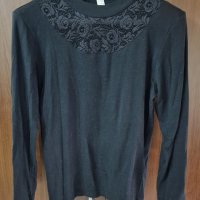 Дамска черна блуза с дантела, снимка 1 - Блузи с дълъг ръкав и пуловери - 38652798