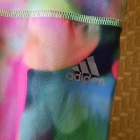 Спортен клин - тип бермуди в красиви летни цветове. Марка - ADIDAS - оригинален. Made in - Thailand., снимка 4 - Клинове - 37105474