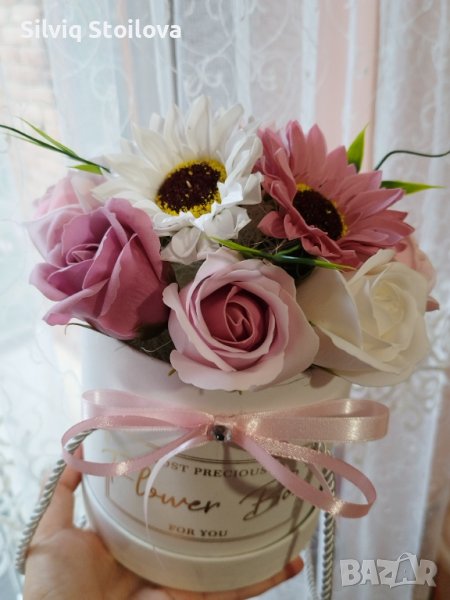 Луксозна кутия със сапунени цветя в Подаръци за жени в гр. Исперих -  ID38515505 — Bazar.bg