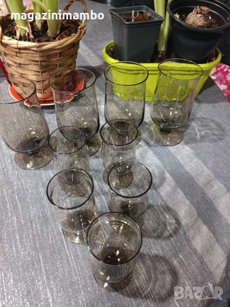 СОЦ сервиз чаши от тъмно стъкло, снимка 1