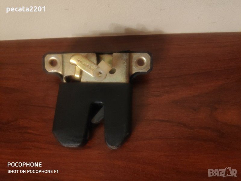 Продавам - оригинална ключалка багажник за Ауди А4 1996 г. , снимка 1