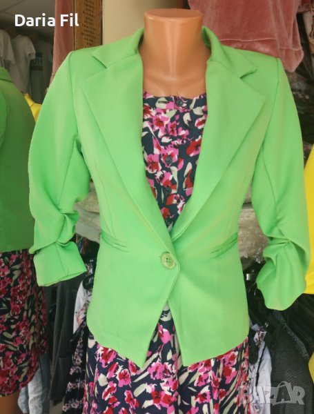 Светлозелено лятно сако с набрани ръкави , снимка 1