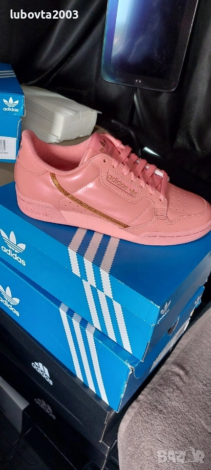 40 номер ADIDAS оригинали дамски маратонки, снимка 1