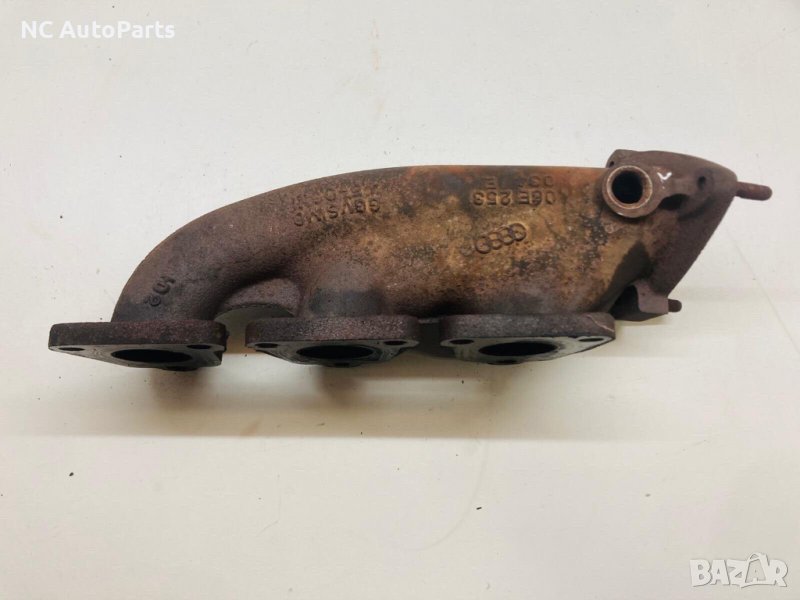 Изпускателен колектор за Audi Ауди А6 С6 2.4 бензин V6 177 коня BDW 06E253034E 2006, снимка 1