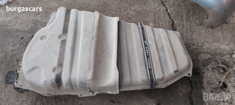 Резервоар кошница резервоар 77020-0F010 Toyota Corolla Verso 1.8 - 80лв, снимка 1