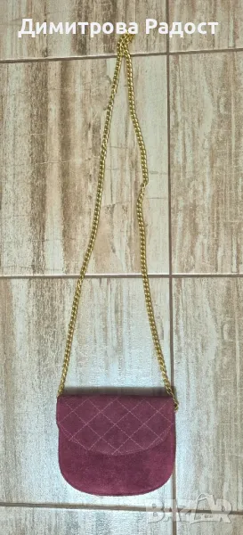 Дамска велурена чанта! Състояние използвано като ново! , снимка 1