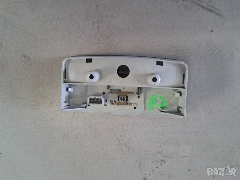 Централен плафон купе за фолцваген кади, снимка 1