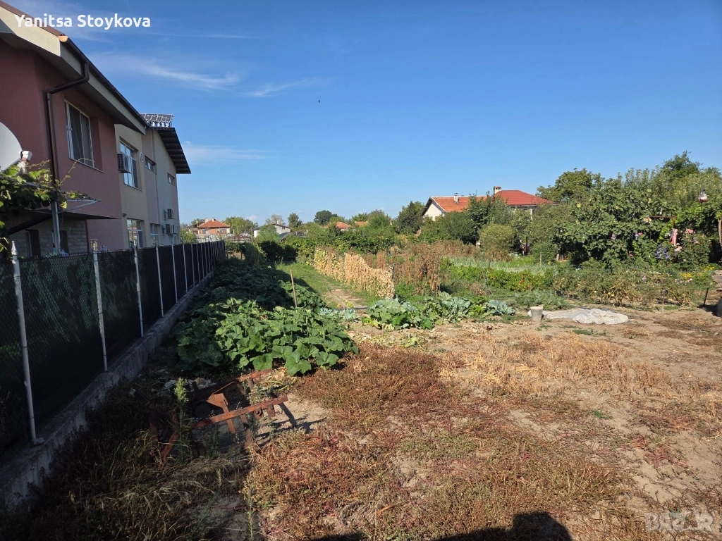 Парцел УПИ за жилищно строителство, снимка 1