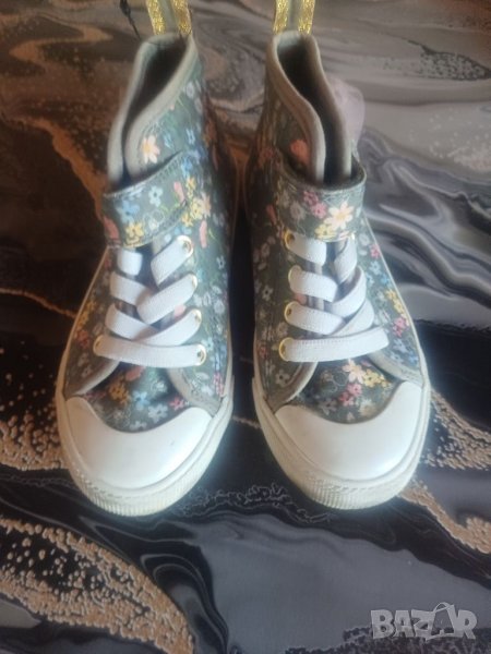 Детски спортни обувки , снимка 1