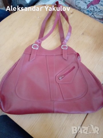 Продавам запазени дамски чанти - естествена и изкуствена кожа + подарък, снимка 1 - Чанти - 38606153