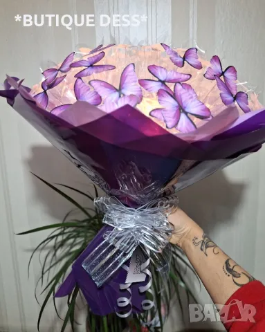 💐✨️ Светещи, ръчно изработени букети "DESS"🦋✨️🎁, снимка 10 - Подаръци за жени - 47676632