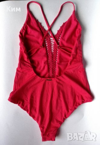 Цял бански Billabong с красива бродерия на деколтето корал, снимка 2 - Бански костюми - 29283747