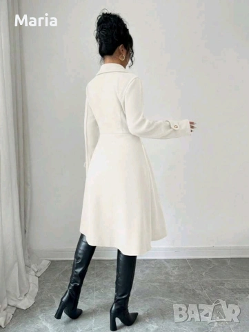 Елегантно дамско палто, снимка 2 - Палта, манта - 54347683