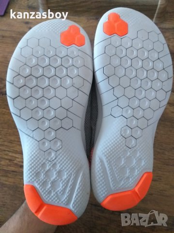 Nike Flex Experience Run 7 - страхотни дамски маратонки КАТО НОВИ, снимка 8 - Маратонки - 31791381