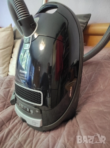 Прахосмукачка Миеле / Miele Complete C3 , снимка 4 - Прахосмукачки - 50405685