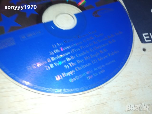 CLASSIC CHRISTMAS 2001 CD 0109231800, снимка 4 - CD дискове - 42048623