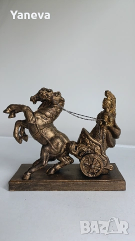 Статуетка с центурион в римска колесница, известна като "колесница на триумфа" 