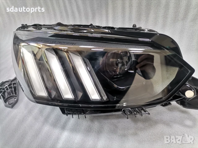 Нов Оригинал Десен Фар Full LED Peugeot 208 2008, снимка 3 - Части - 50629354