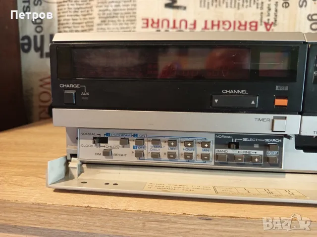 Ретро VHS Видео"Hitachi"VT-7E., снимка 4 - Плейъри, домашно кино, прожектори - 49516350