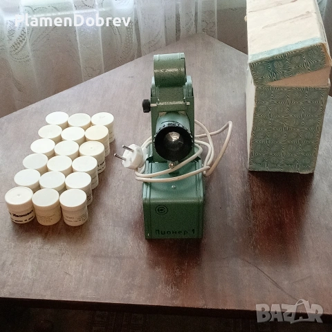 Уред за прожектиране на филмчета, снимка 3 - Друга електроника - 53336343
