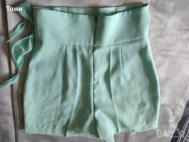 Елегантни къси панталони Elisabetta Franchi с висока талия, вталени., снимка 9 - Къси панталони и бермуди - 42524453